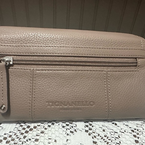 Tignanello Brown Leather Wallet - Picture 5 of 7